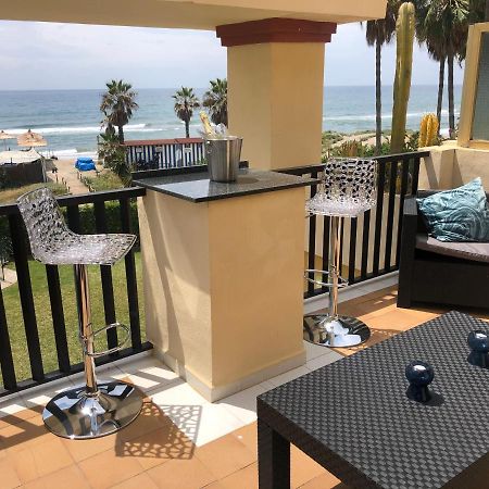 Beachfront Apartment - Sea Views - Марбелья Экстерьер фото
