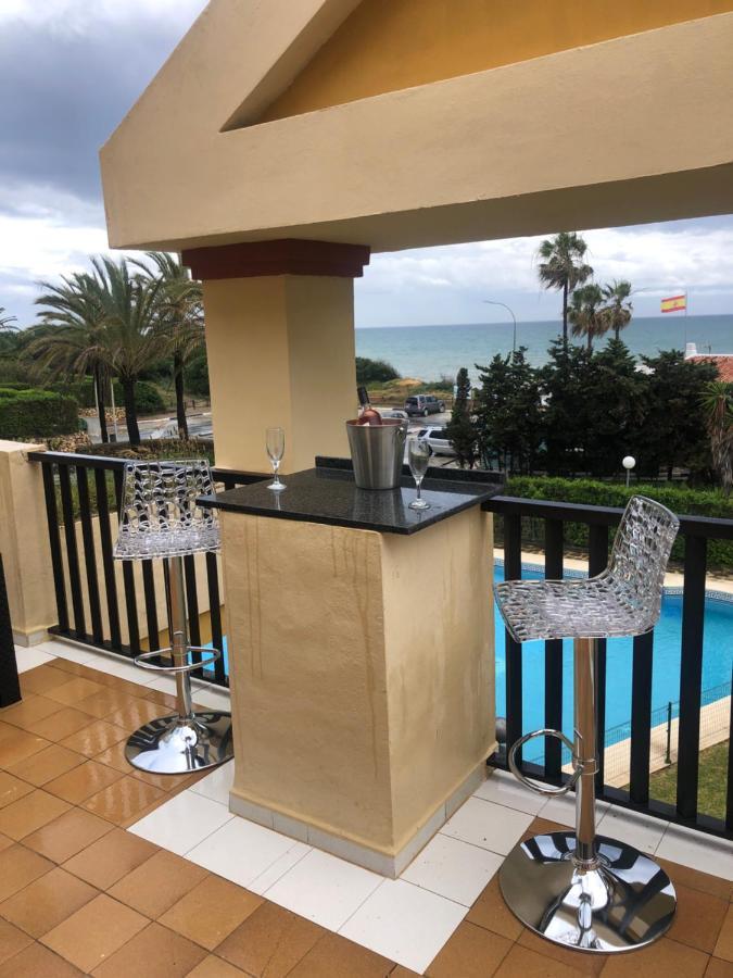 Beachfront Apartment - Sea Views - Марбелья Экстерьер фото