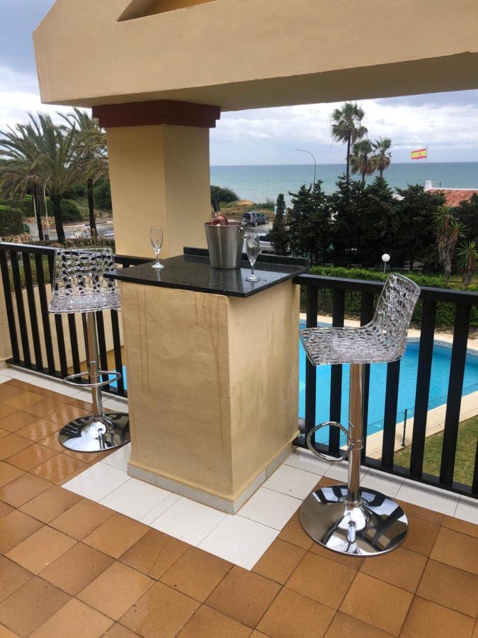 Beachfront Apartment - Sea Views - Марбелья Экстерьер фото