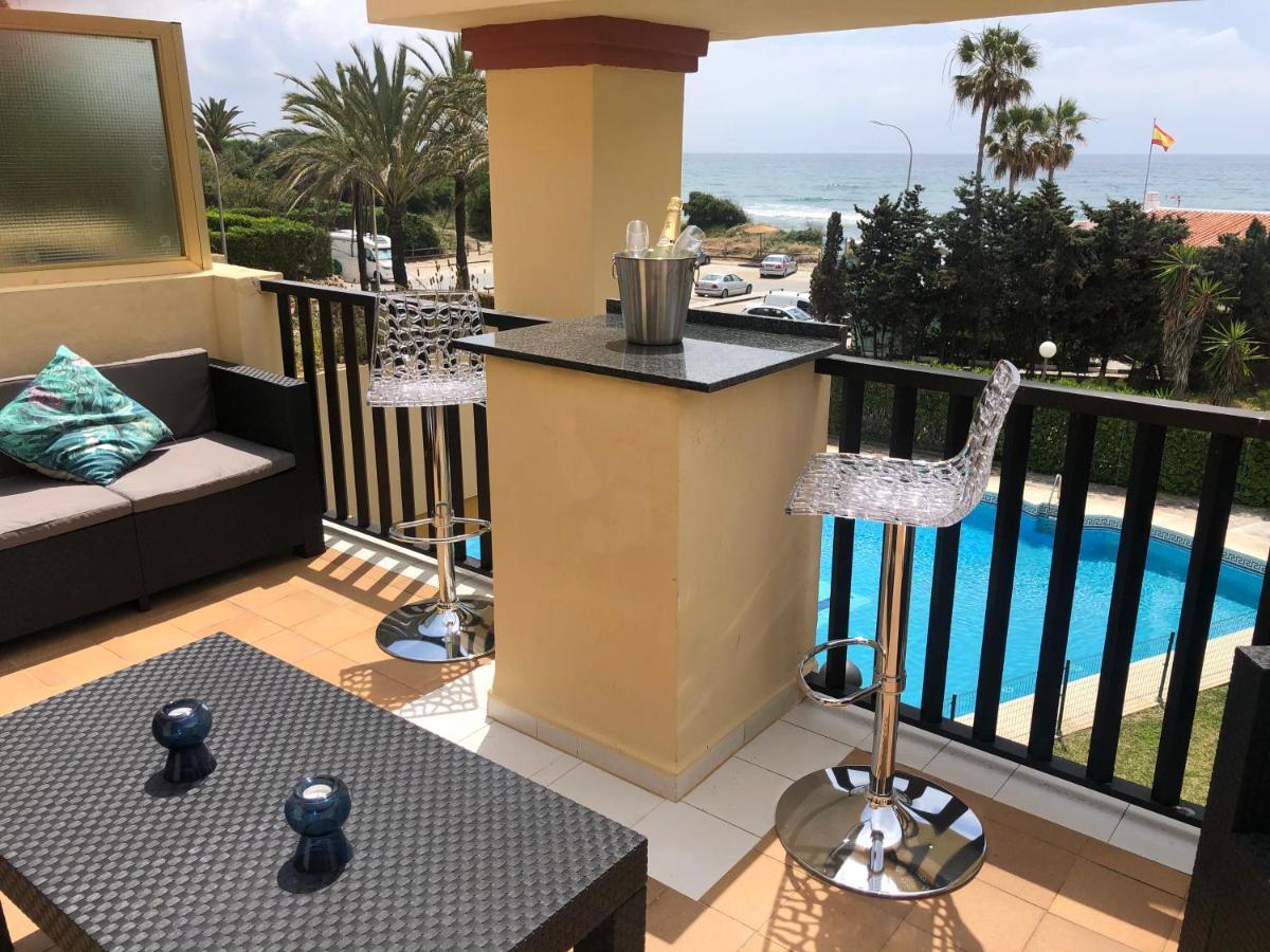 Beachfront Apartment - Sea Views - Марбелья Экстерьер фото